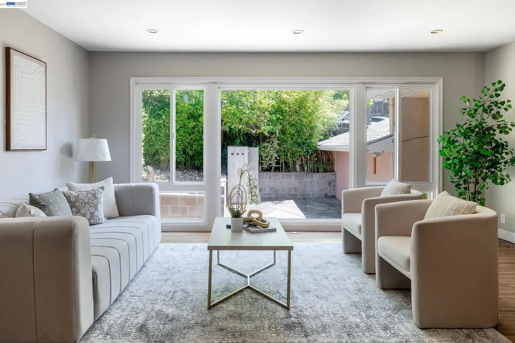 3488 Brookdale Boulevard Castro Valley CA 94546
