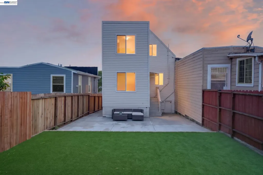 1414 Shafter Avenue San Francisco CA 94124