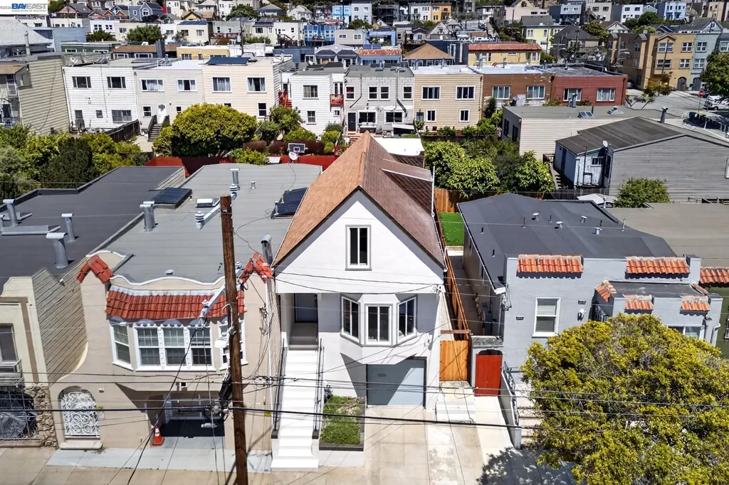 1414 Shafter Avenue San Francisco CA 94124