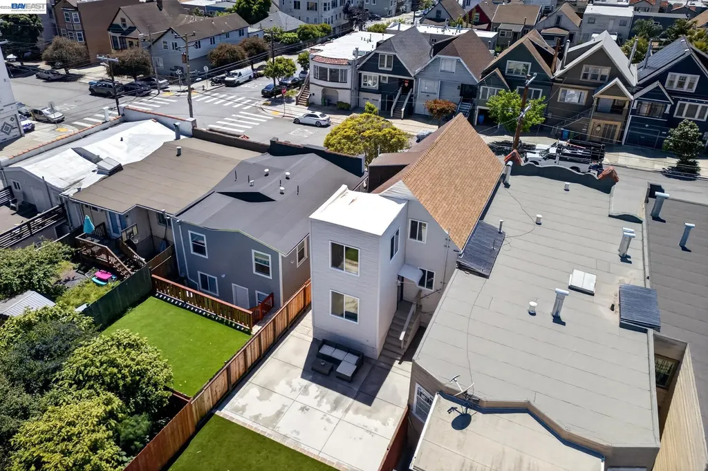 1414 Shafter Avenue San Francisco CA 94124