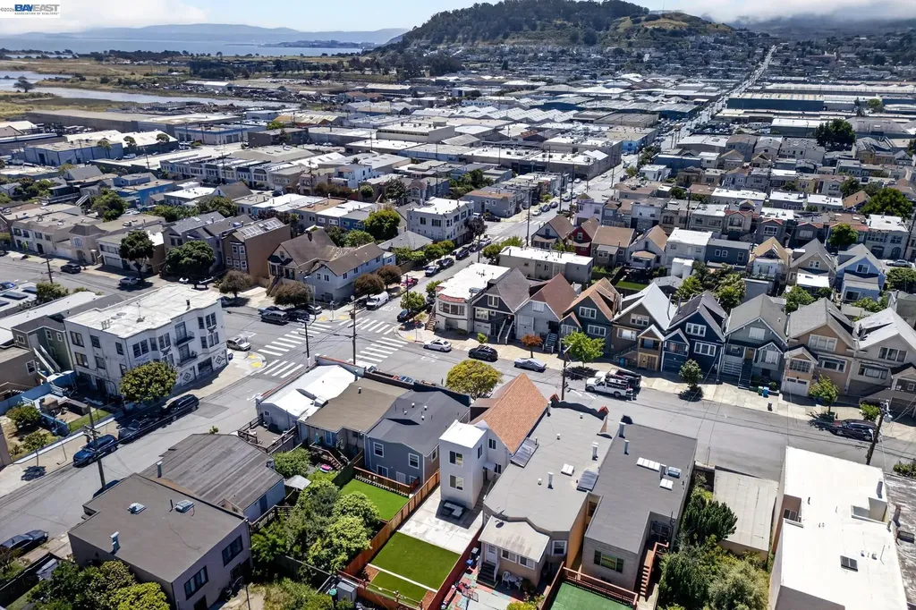 1414 Shafter Avenue San Francisco CA 94124