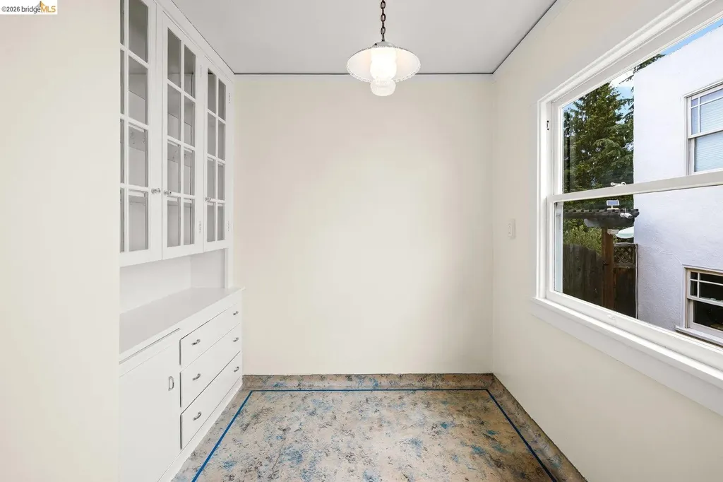 546 North Street Oakland CA 94609
