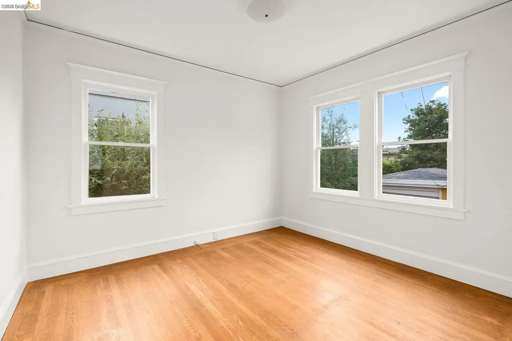 546 North Street Oakland CA 94609