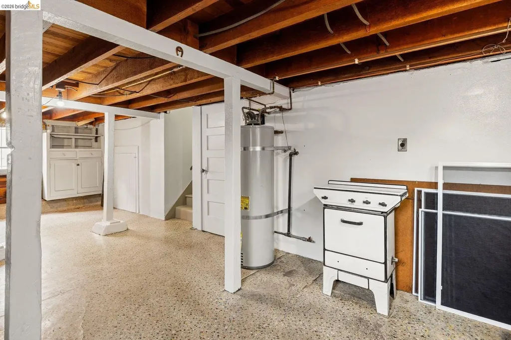 546 North Street Oakland CA 94609