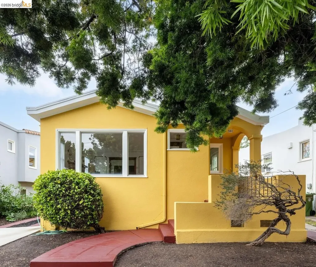 546 North Street Oakland CA 94609