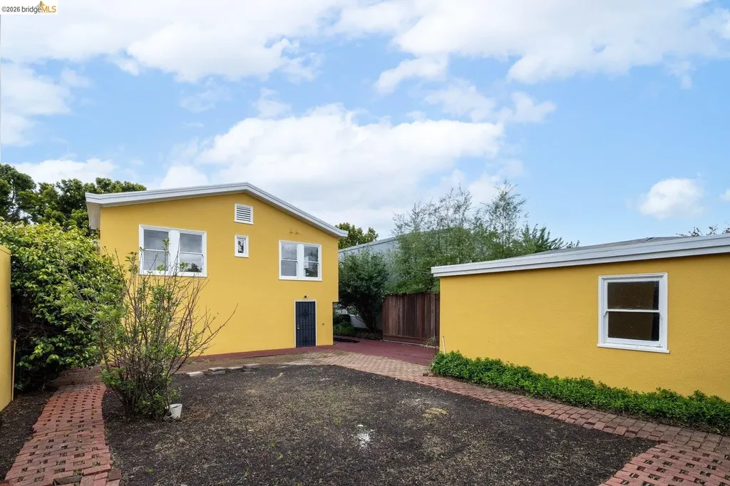 546 North Street Oakland CA 94609