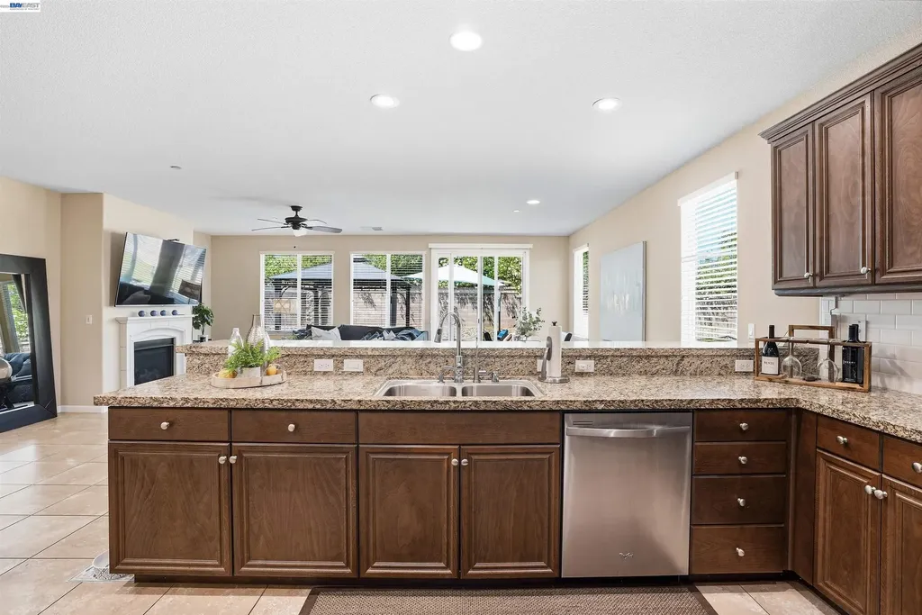 840 Rainbow Court Discovery Bay CA 94505