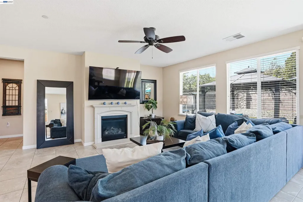 840 Rainbow Court Discovery Bay CA 94505