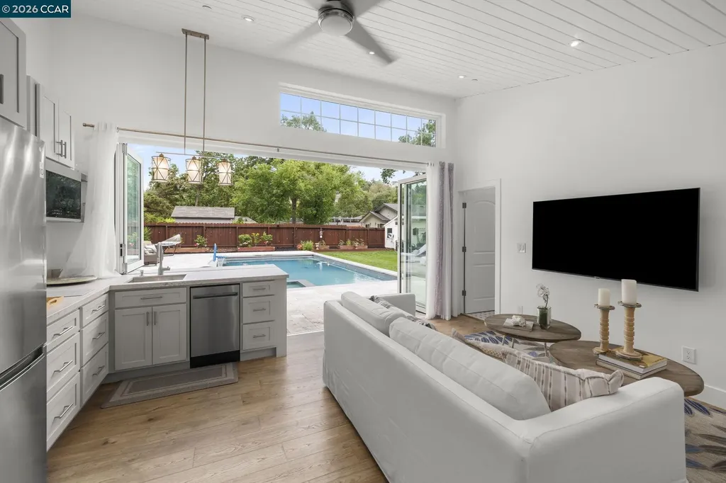2064 Celeste Avenue Walnut Creek CA 94596