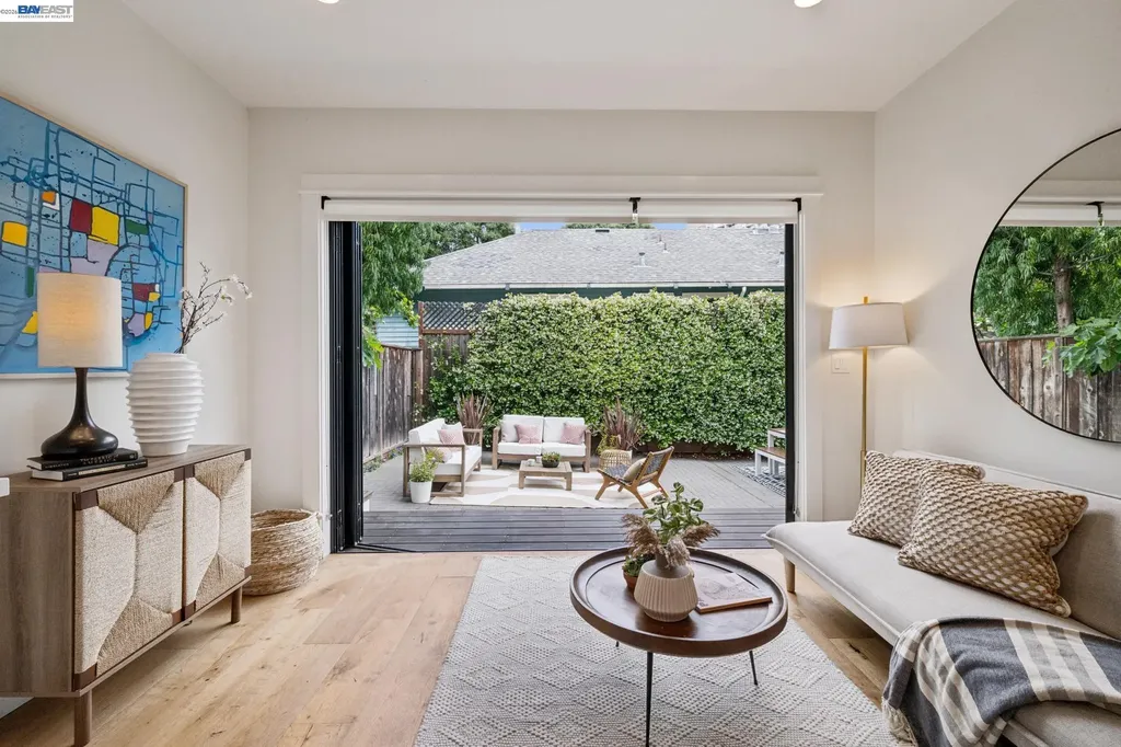 82 Montell Street Oakland CA 94611