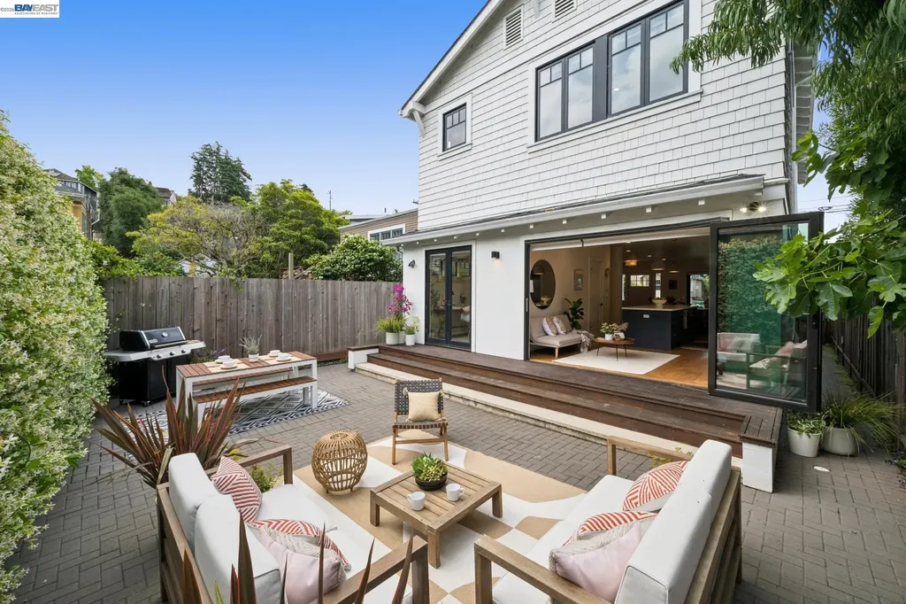 82 Montell Street Oakland CA 94611