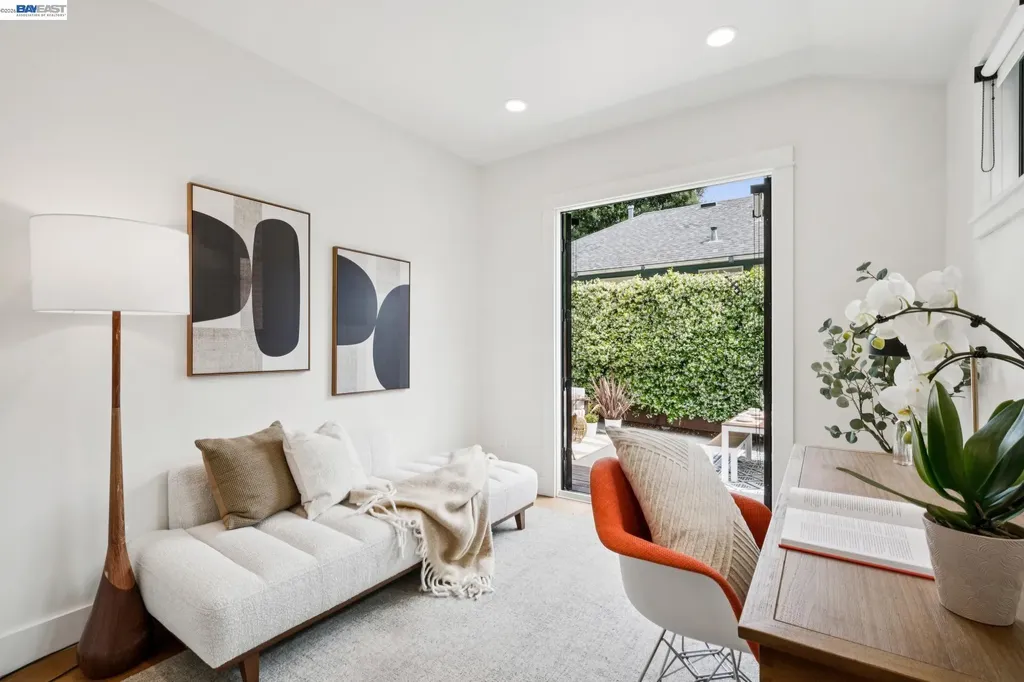 82 Montell Street Oakland CA 94611