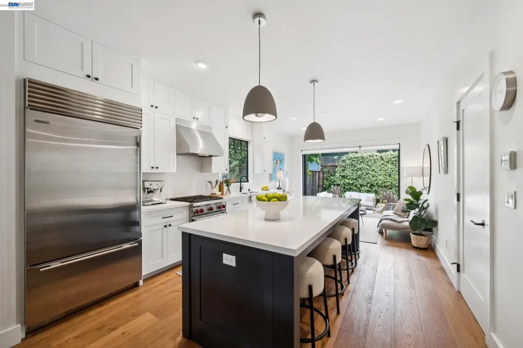 82 Montell Street Oakland CA 94611