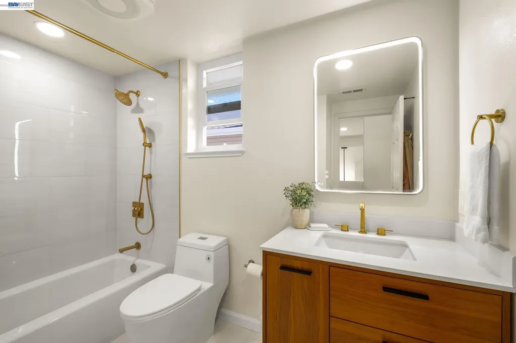 7921 Crossridge Drive Dublin CA 94568