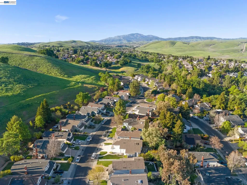 7921 Crossridge Drive Dublin CA 94568