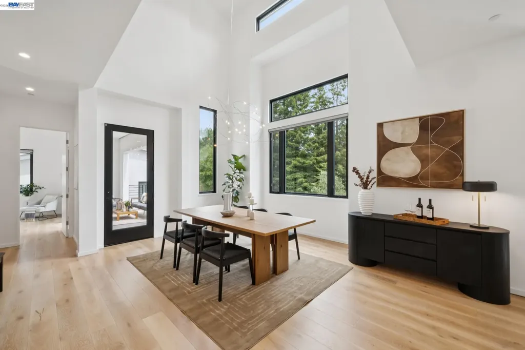 6874 Buckingham Boulevard Berkeley CA 94705