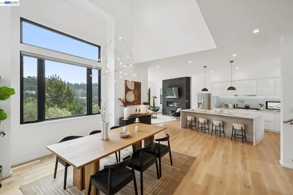 6874 Buckingham Boulevard Berkeley CA 94705