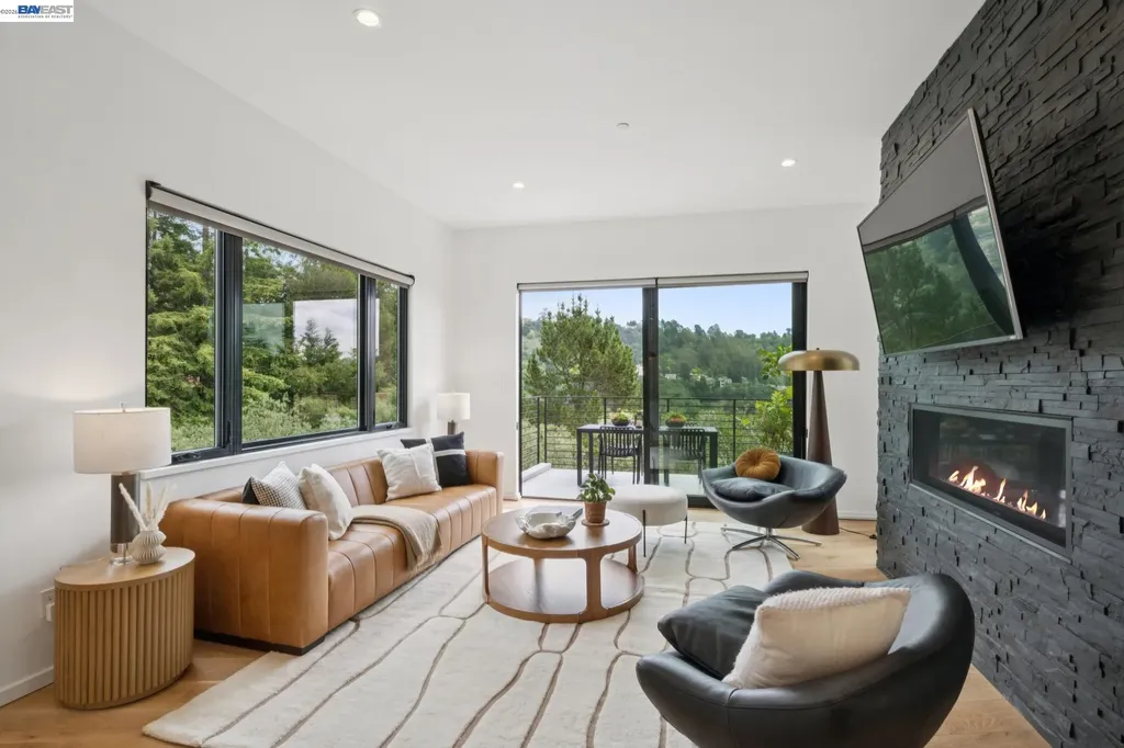 6874 Buckingham Boulevard Berkeley CA 94705