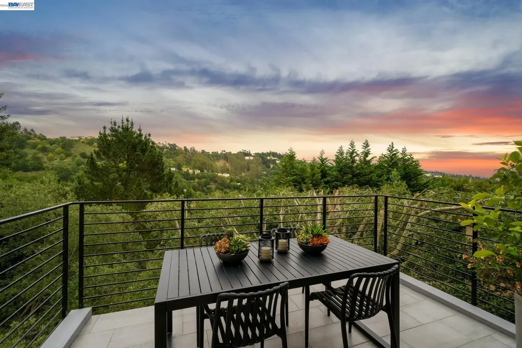 6874 Buckingham Boulevard Berkeley CA 94705