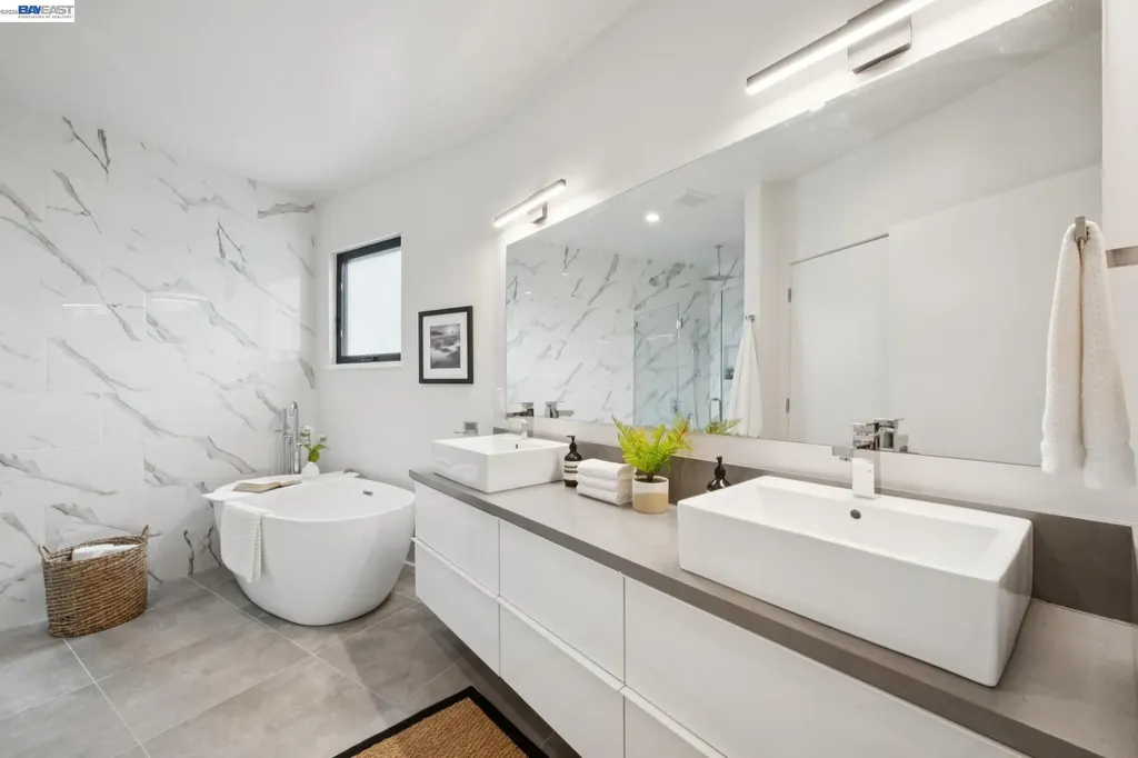 6874 Buckingham Boulevard Berkeley CA 94705