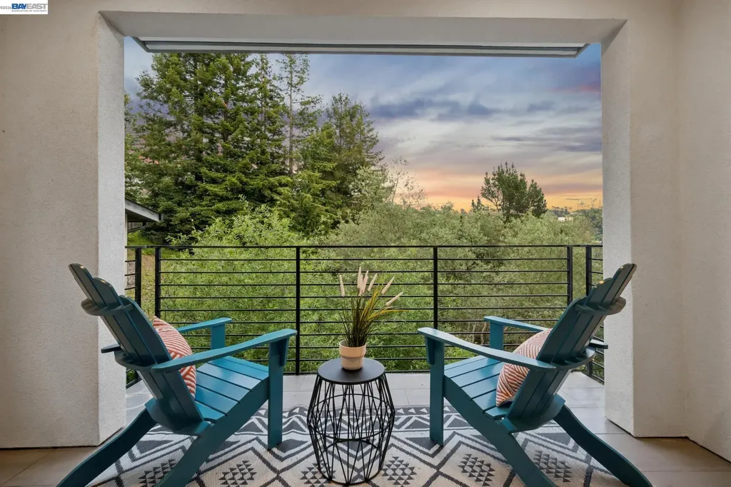 6874 Buckingham Boulevard Berkeley CA 94705