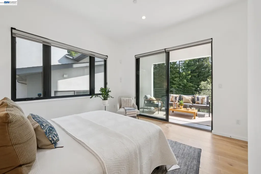 6874 Buckingham Boulevard Berkeley CA 94705