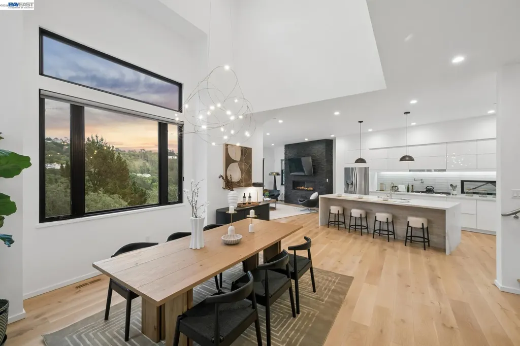 6874 Buckingham Boulevard Berkeley CA 94705