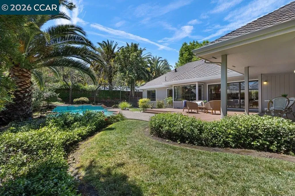 306 Maverick Court Lafayette CA 94549