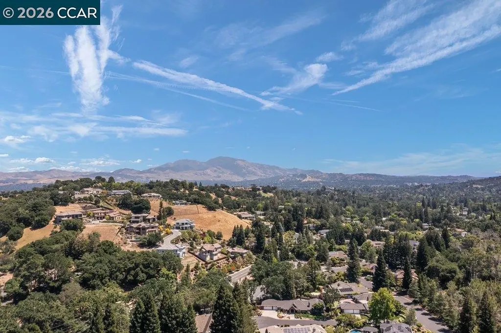 306 Maverick Court Lafayette CA 94549