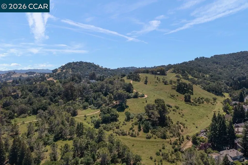 306 Maverick Court Lafayette CA 94549