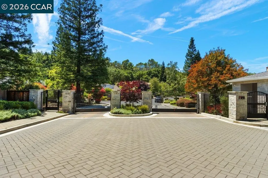 306 Maverick Court Lafayette CA 94549