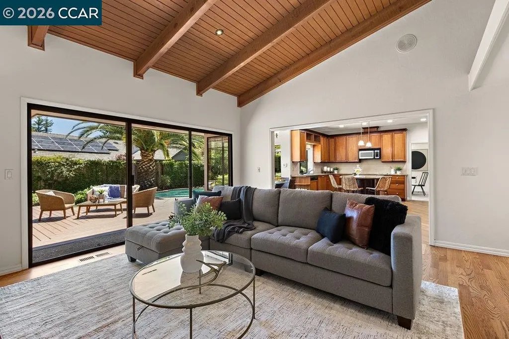 306 Maverick Court Lafayette CA 94549