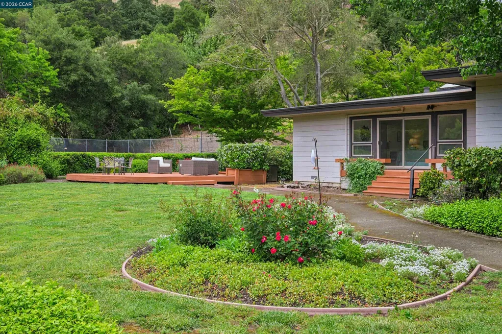 3814 Happy Valley Road Lafayette CA 94549