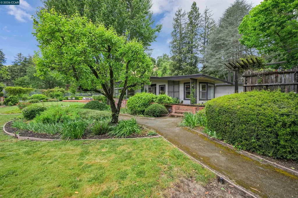 3814 Happy Valley Road Lafayette CA 94549
