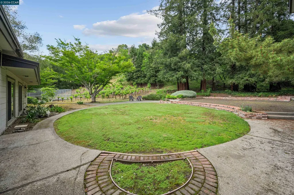 3814 Happy Valley Road Lafayette CA 94549