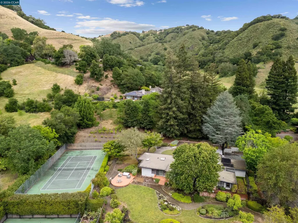 3814 Happy Valley Road Lafayette CA 94549
