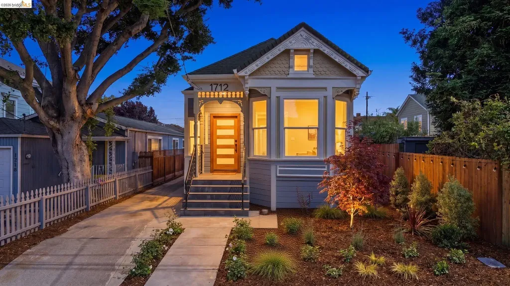 1712 Schiller Street Alameda CA 94501