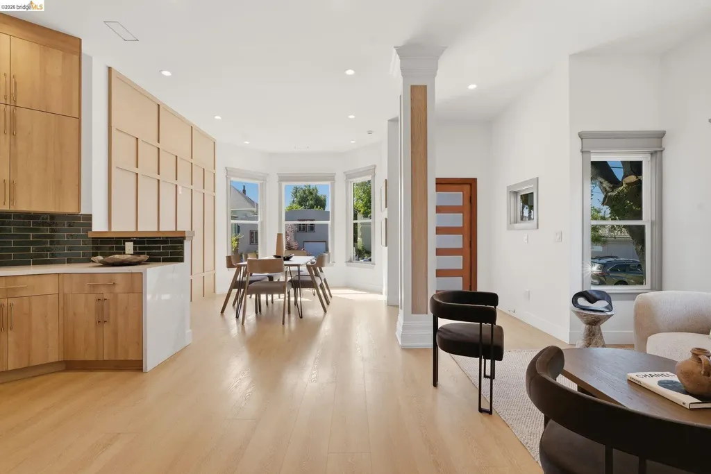 1712 Schiller Street Alameda CA 94501