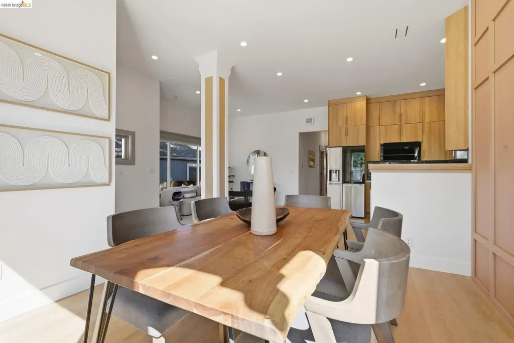 1712 Schiller Street Alameda CA 94501
