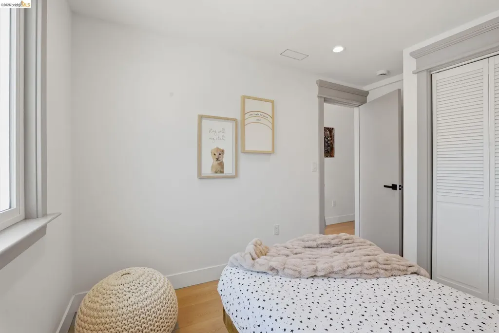 1712 Schiller Street Alameda CA 94501