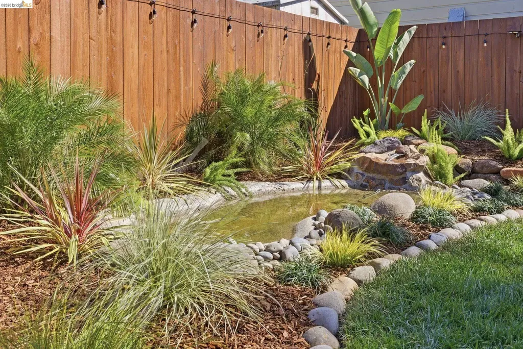 1712 Schiller Street Alameda CA 94501