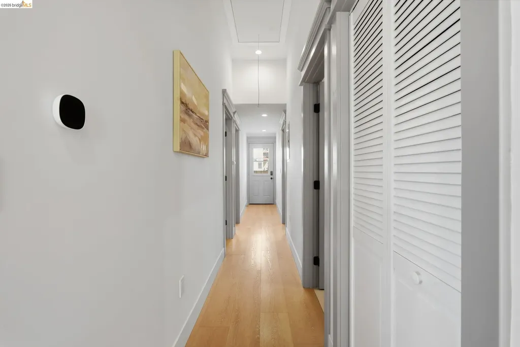 1712 Schiller Street Alameda CA 94501
