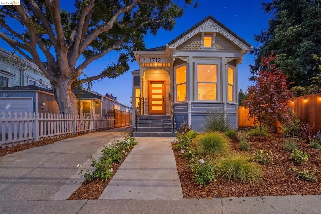 1712 Schiller Street Alameda CA 94501