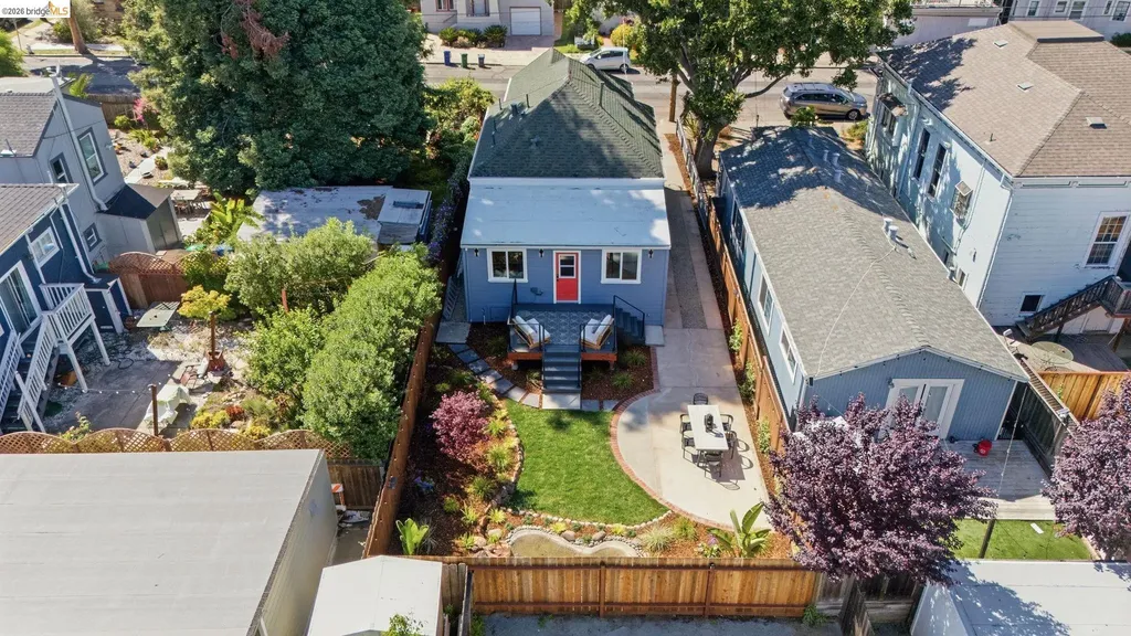 1712 Schiller Street Alameda CA 94501