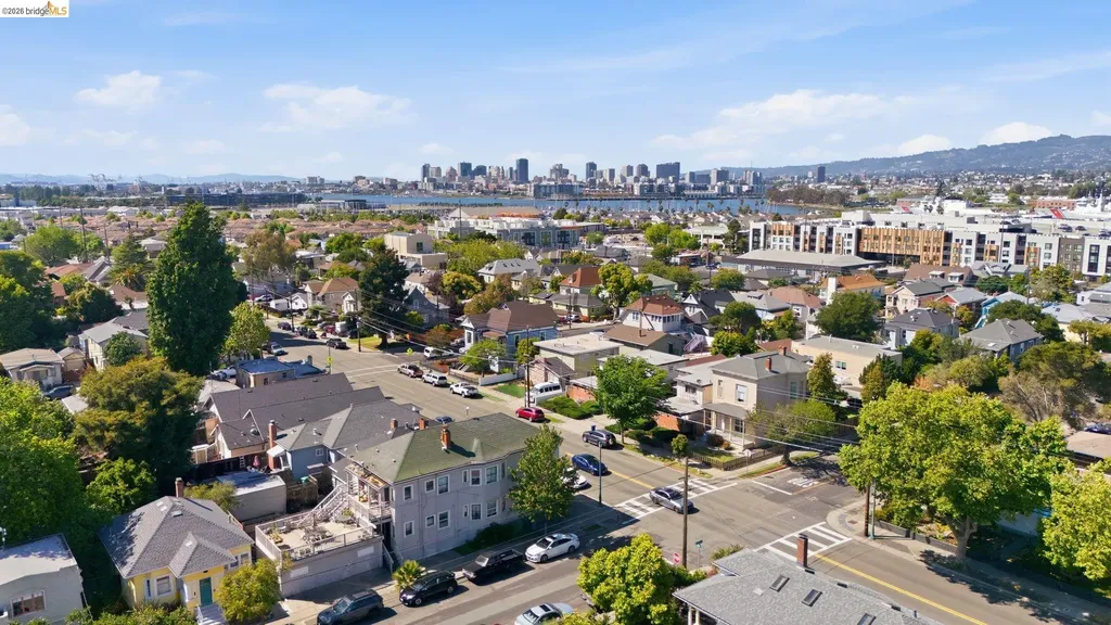1712 Schiller Street Alameda CA 94501