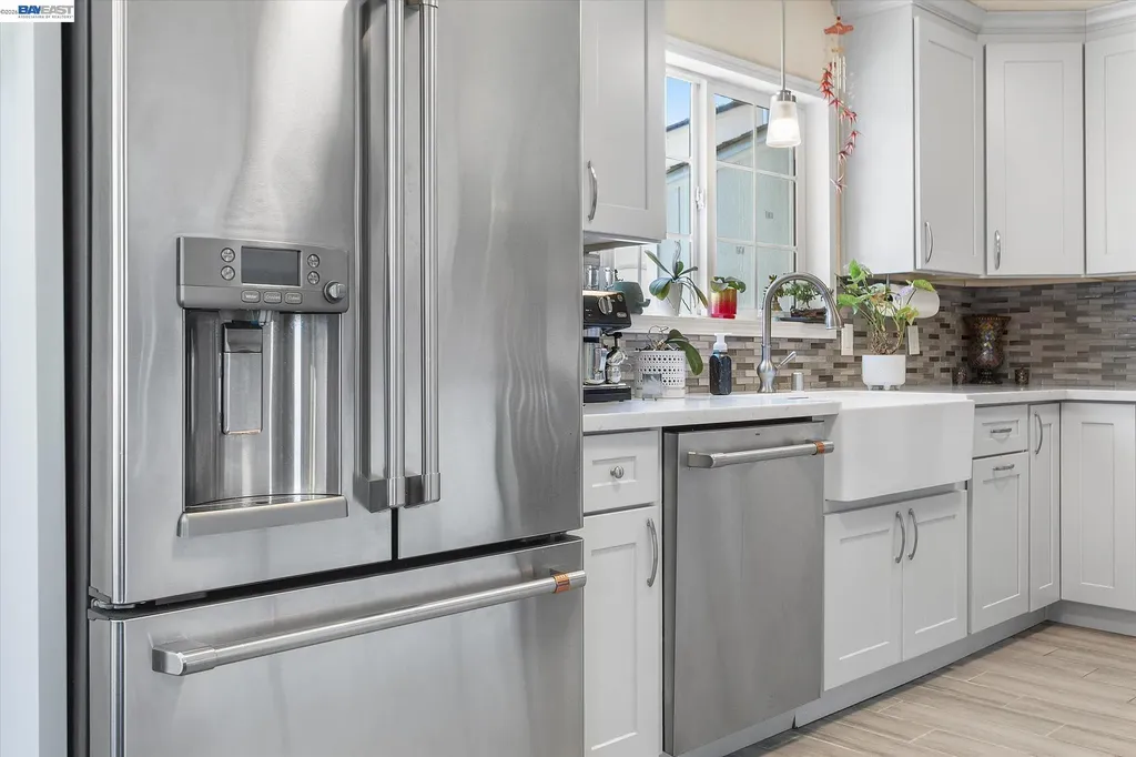 381 Lexington Avenue San Leandro CA 94577