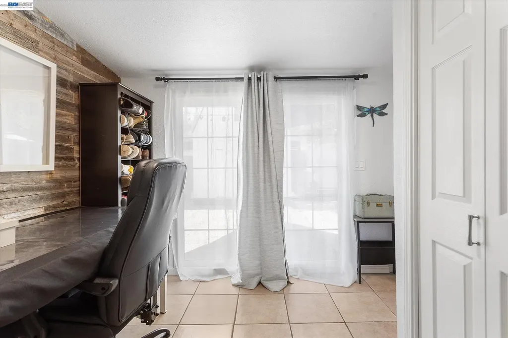 381 Lexington Avenue San Leandro CA 94577