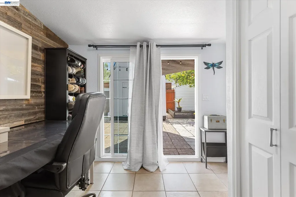 381 Lexington Avenue San Leandro CA 94577