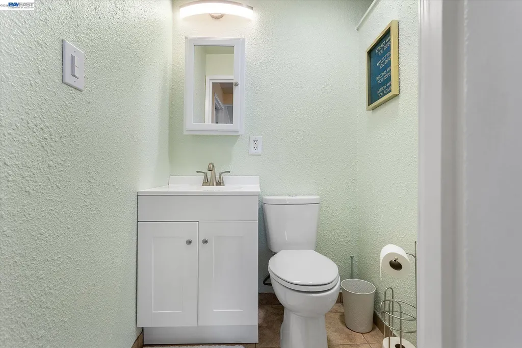 381 Lexington Avenue San Leandro CA 94577
