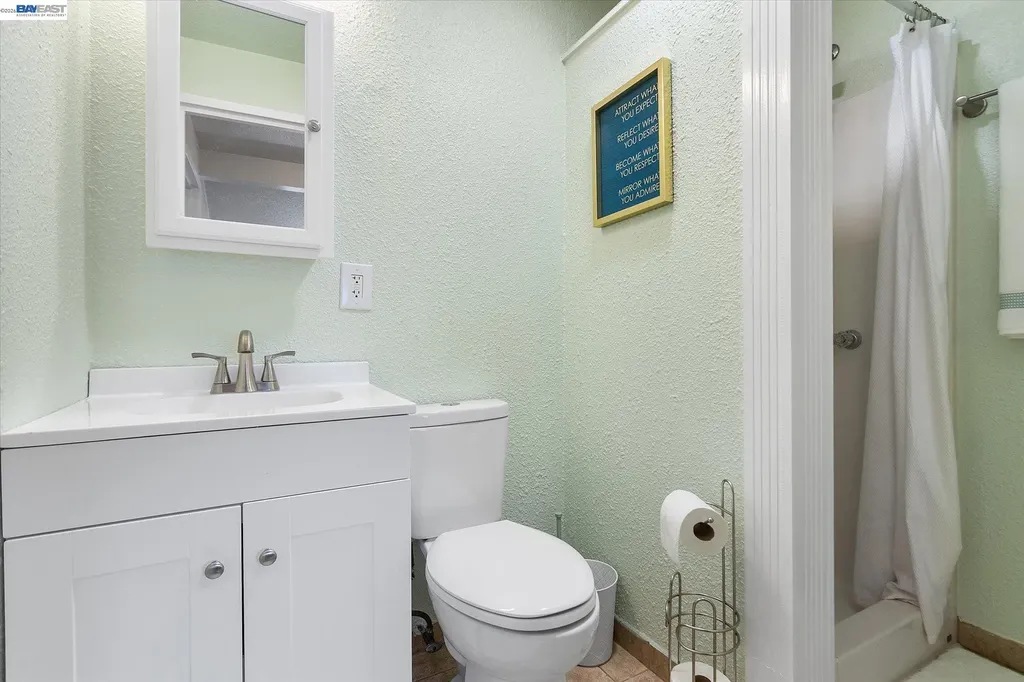 381 Lexington Avenue San Leandro CA 94577